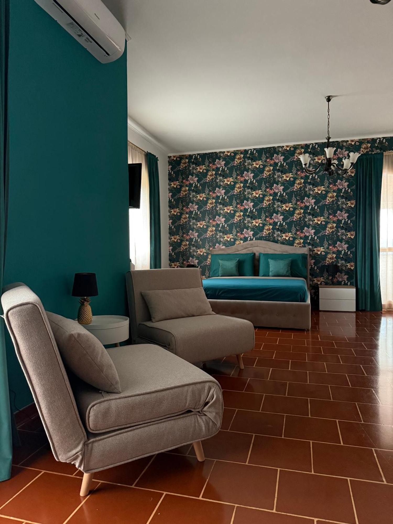 Palm House Bed & Breakfast Lamezia Terme Bagian luar foto